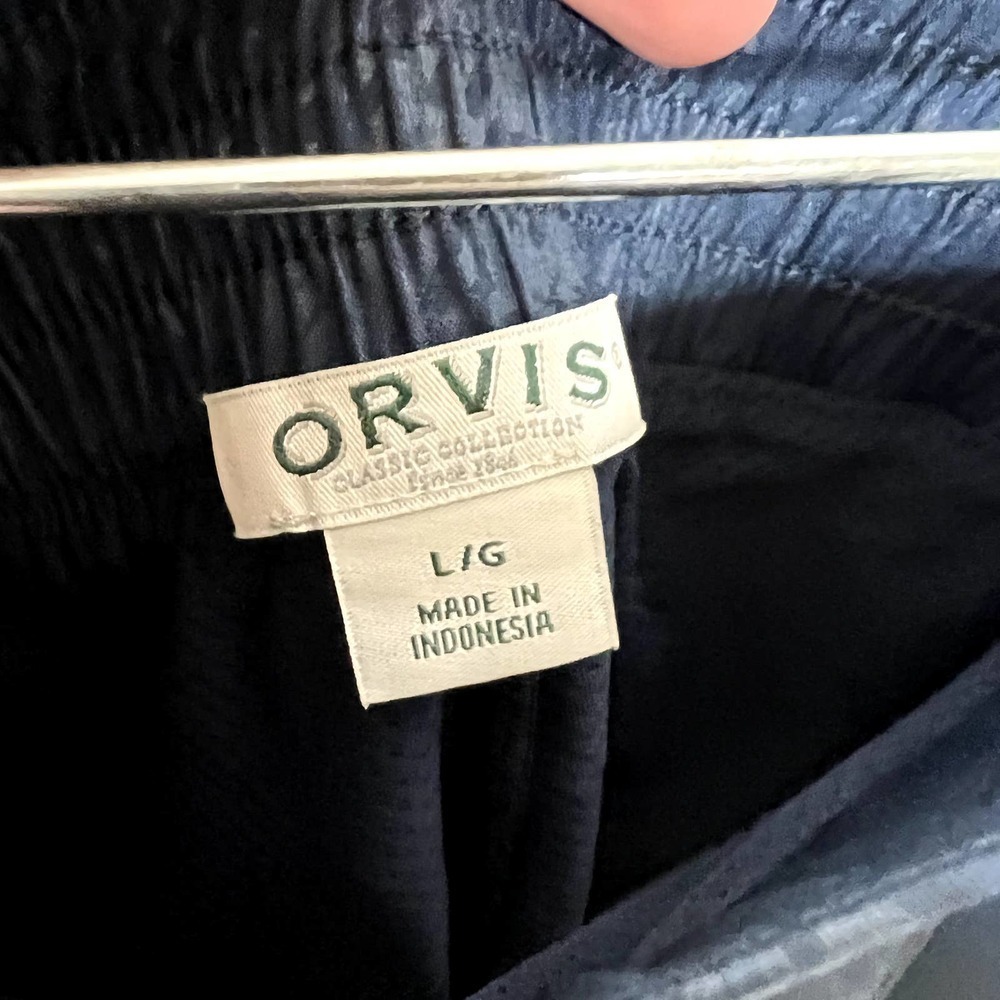 Orvis Women's L Travel Skort Shattered Glass Embossed Navy Built in Short NWT - Picture 6 of 12